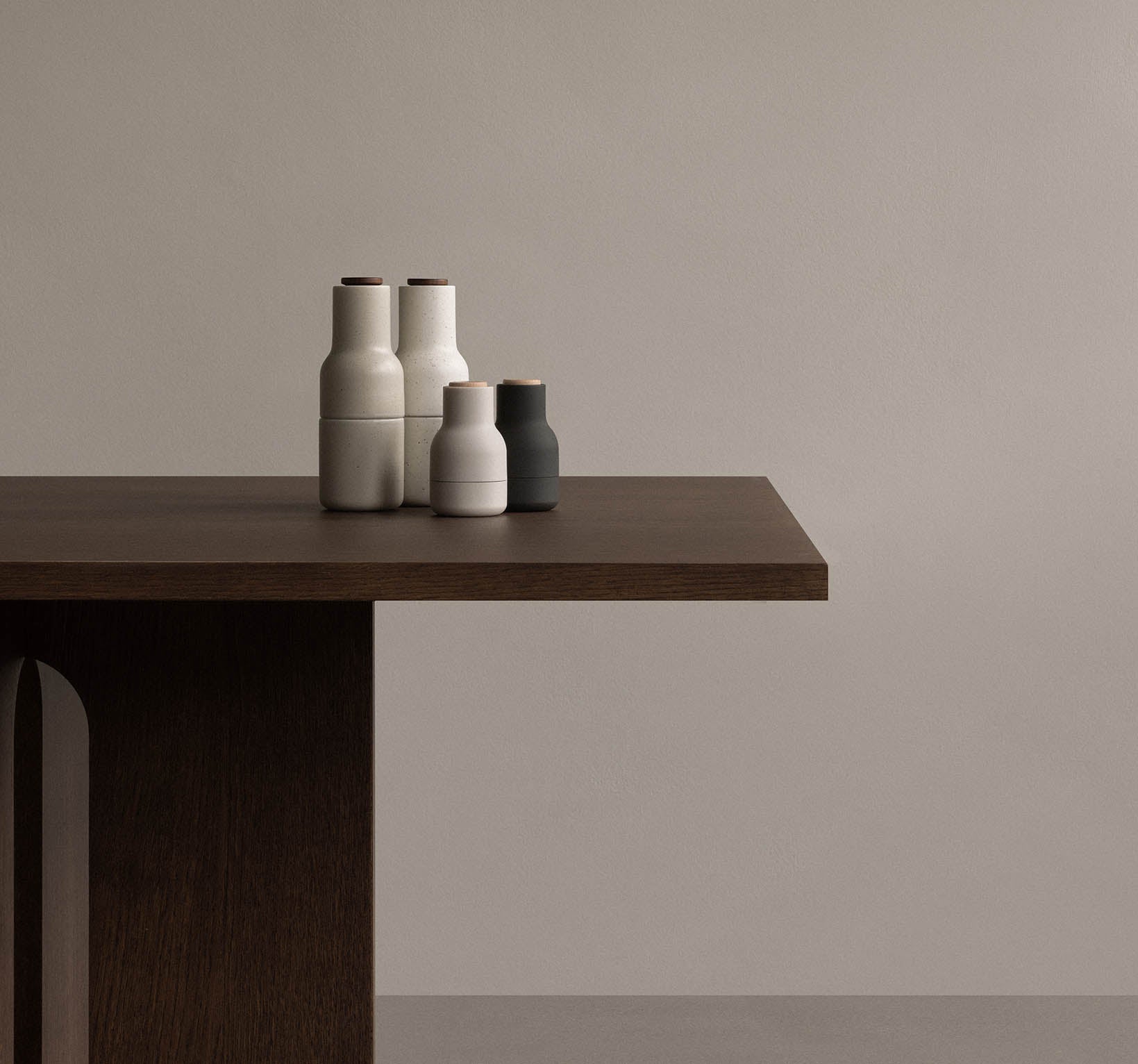 Audo Copenhagen Bottle Grinder Small Ash Carbon