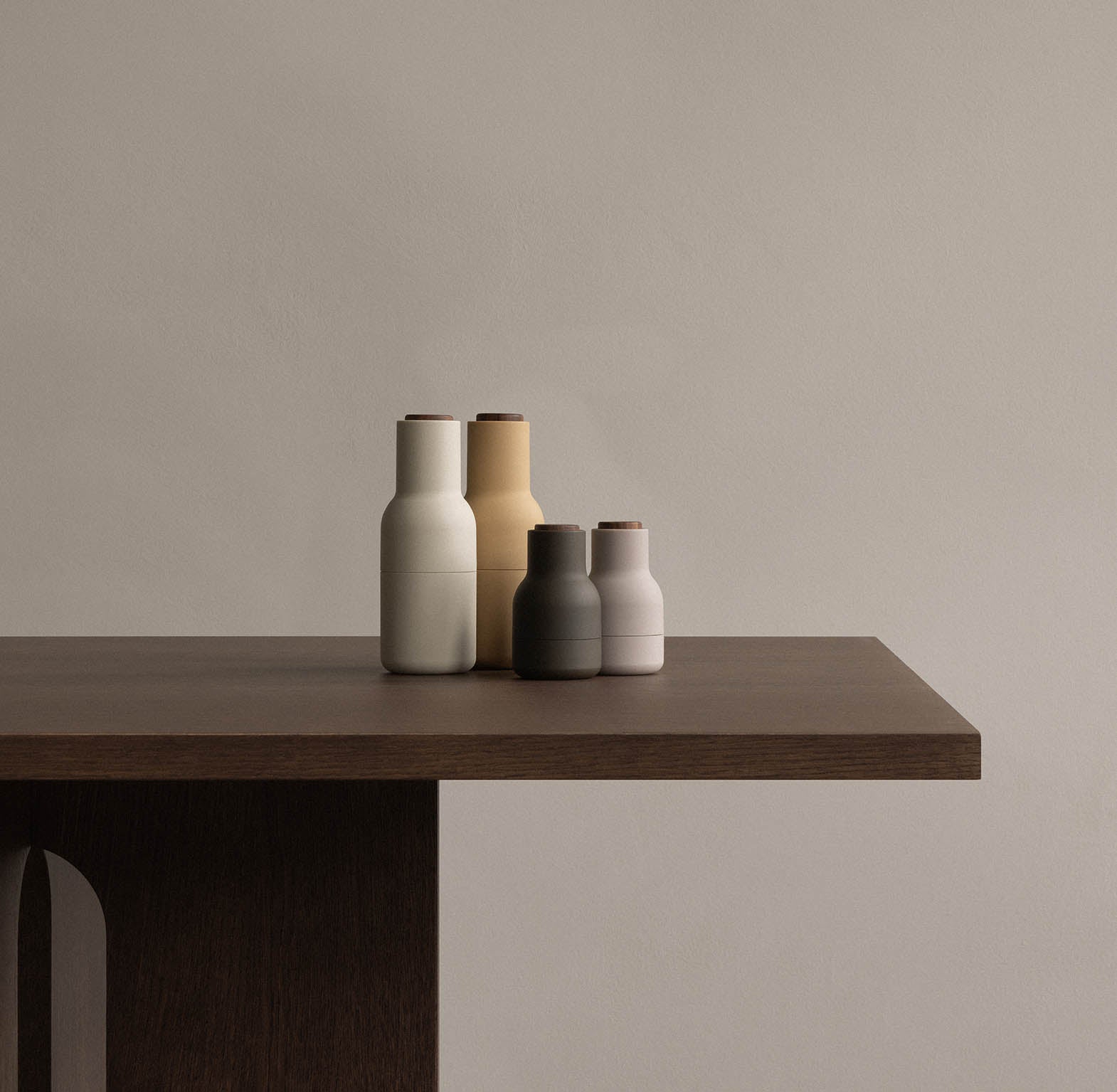 Audo Copenhagen Bottle Grinder Small Hunting Green Beige