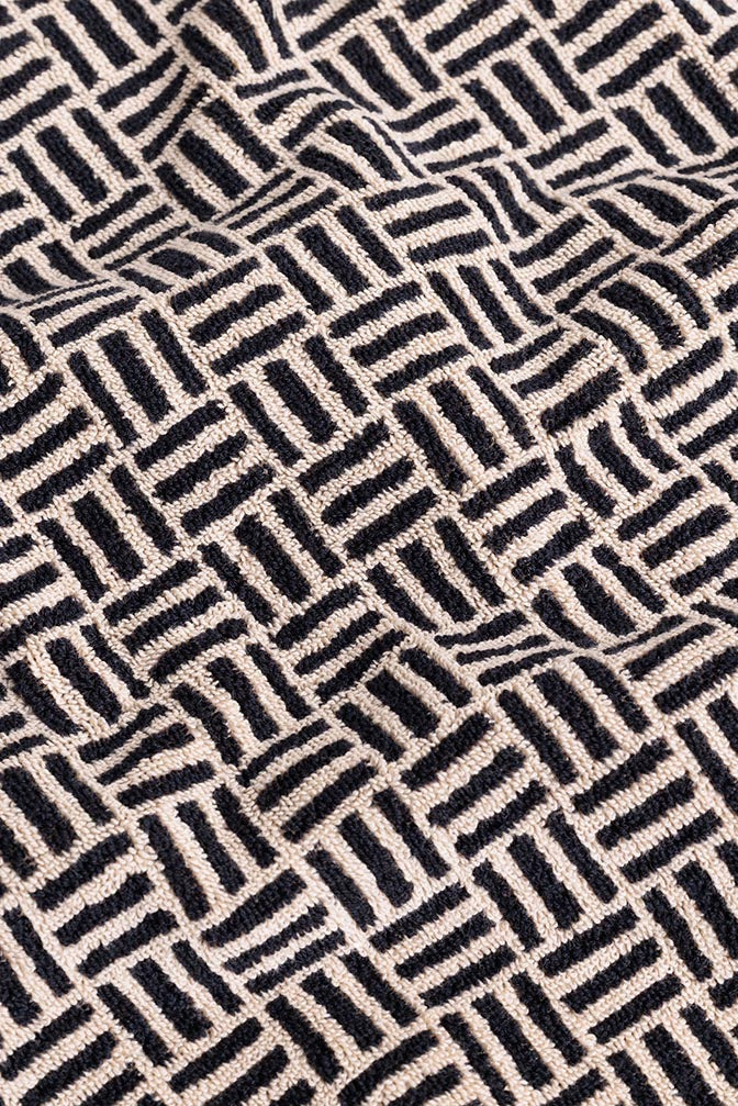 Baina Torrens Hand Towel - Sand/Noir