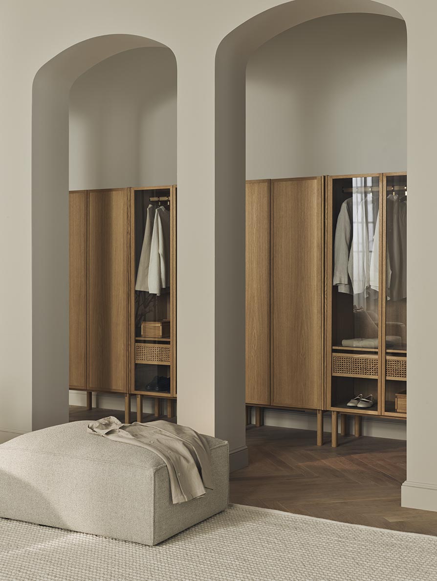 Bolia Cana Wardrobe with Wooden Doors – Arrival Hall