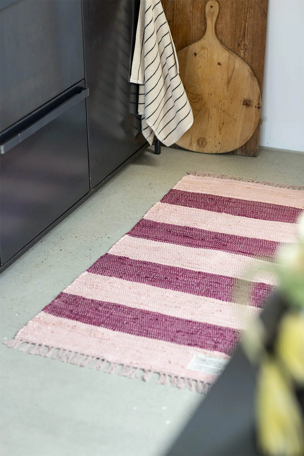 Bongusta Chindi Rug Wine and Peach