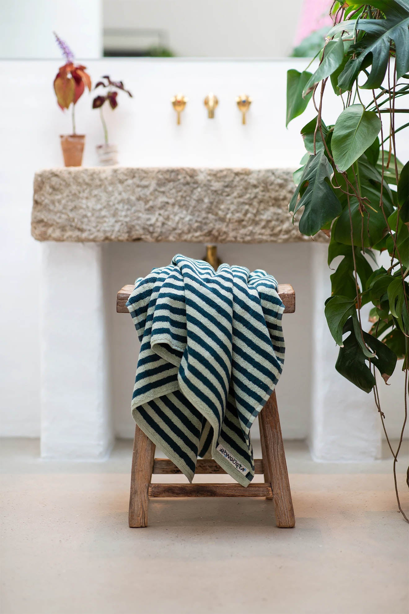 Bongusta Naram Hand Towel - Sea Foam & Deep Teal