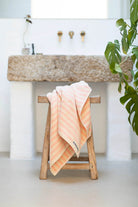 Bongusta Naram Hand Towel - Tropical & Creme