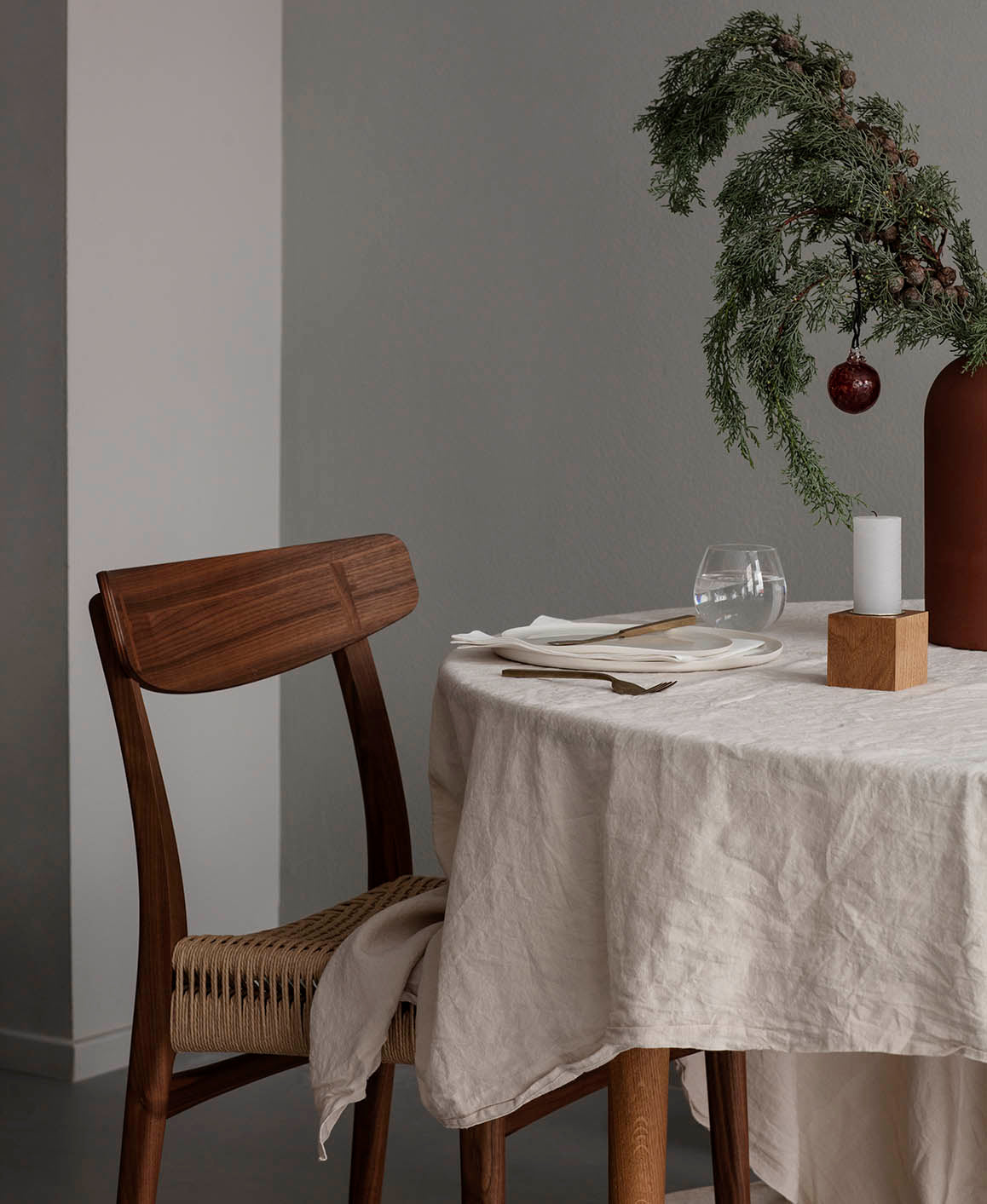 Carl Hansen & Son CH23 Walnut