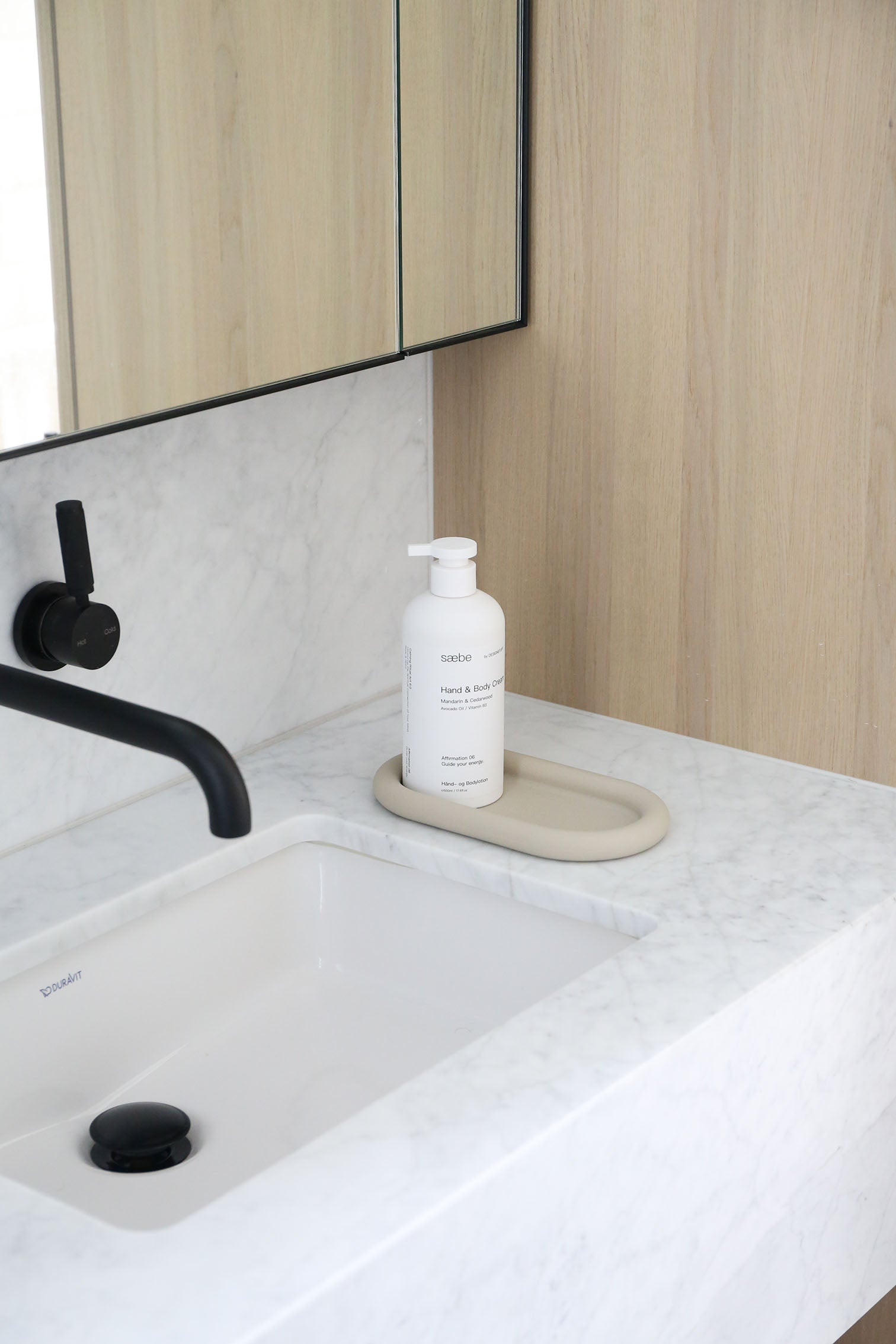 Designstuff Bubble Silicone Tray - Sand