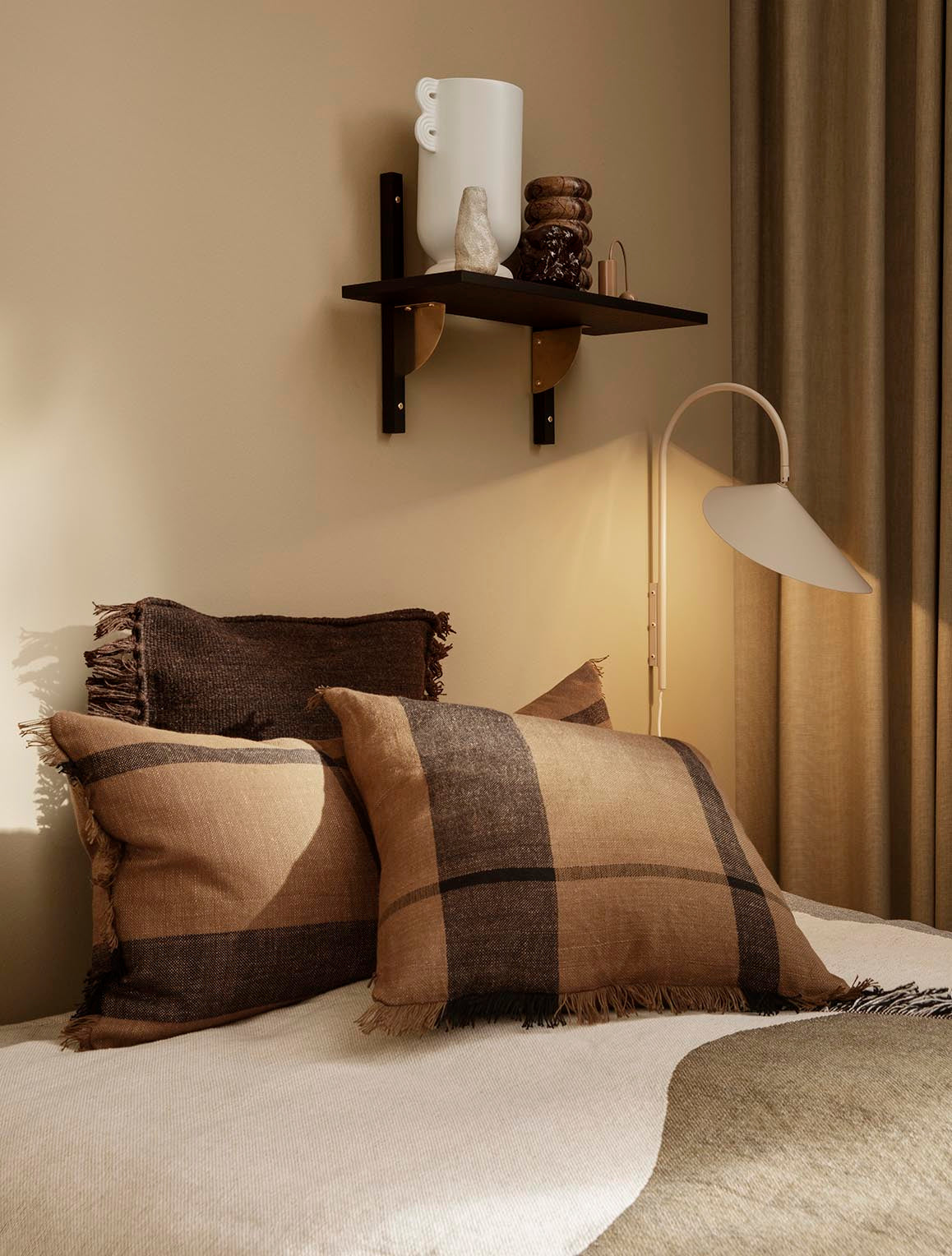 Ferm Living Dry Cushion 50x50cm - Sugar Kelp/Black