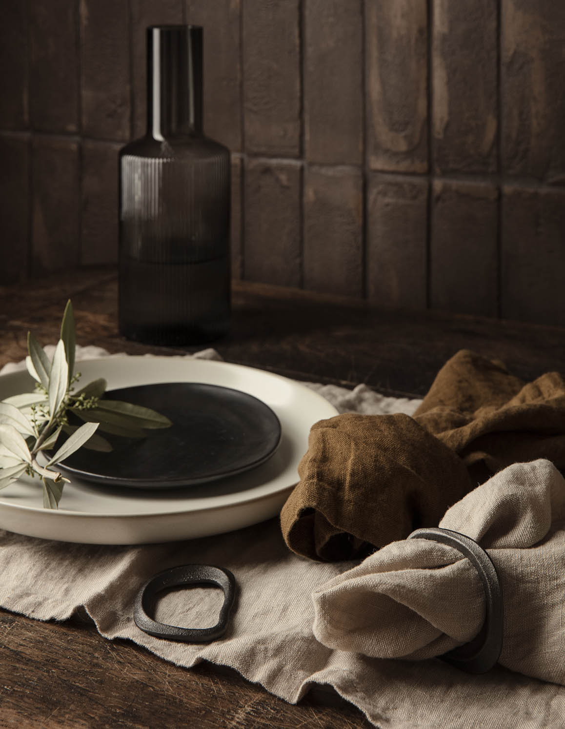 Ferm Living Flow Napkin Rings Black Brass