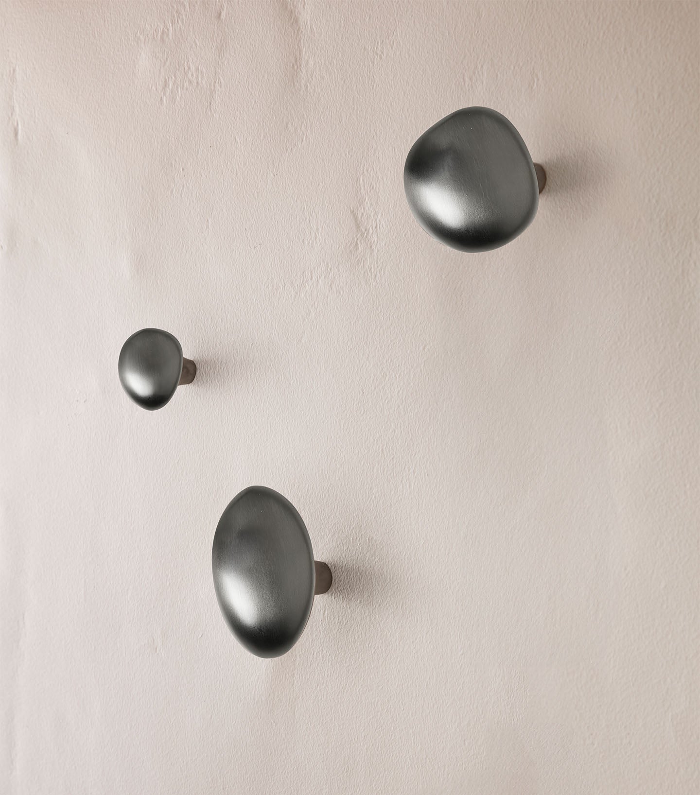 Ferm Living Chanterelle Hook - Black Brass