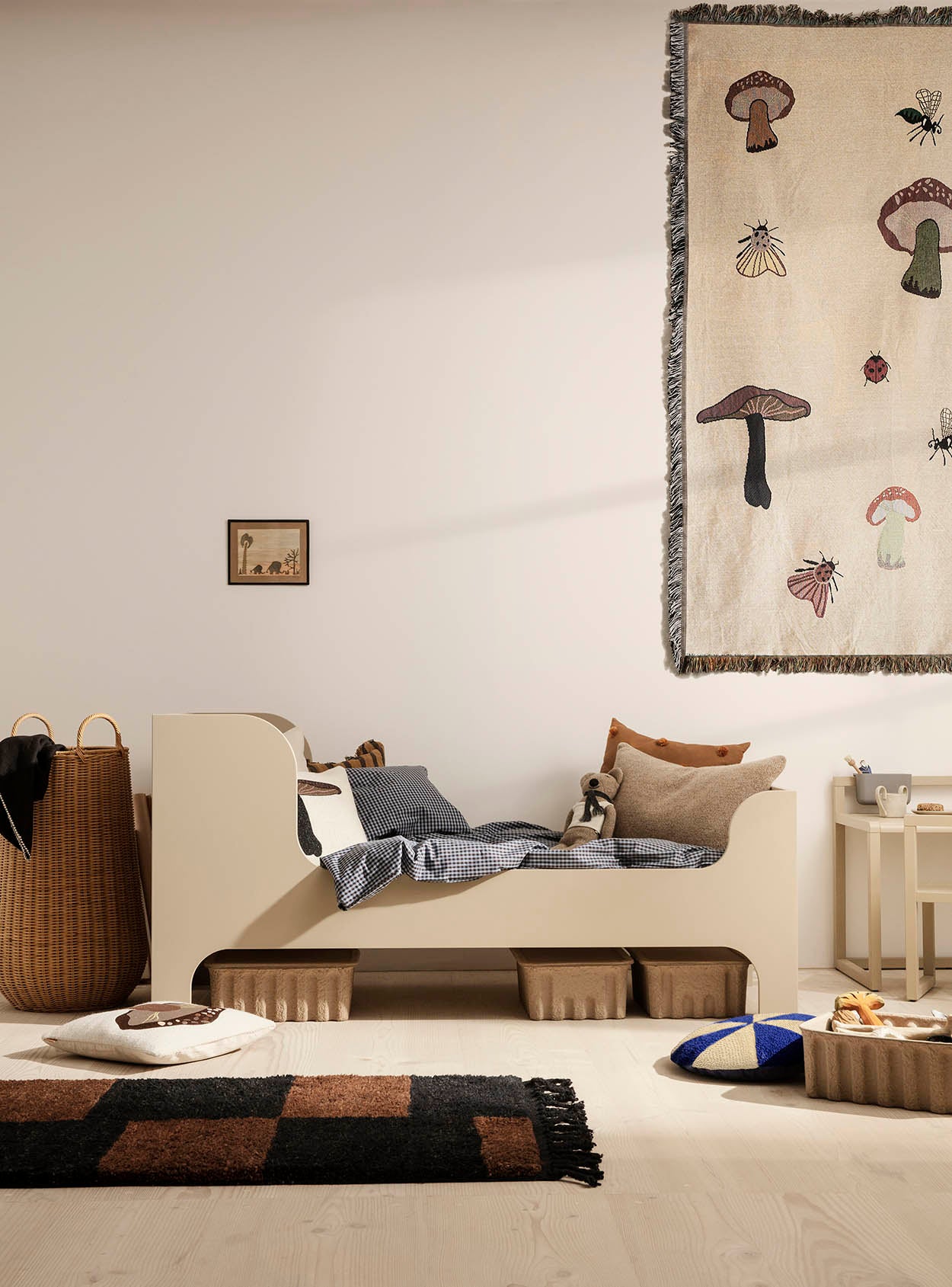 Ferm Living Sill Junior Bed Cashmere