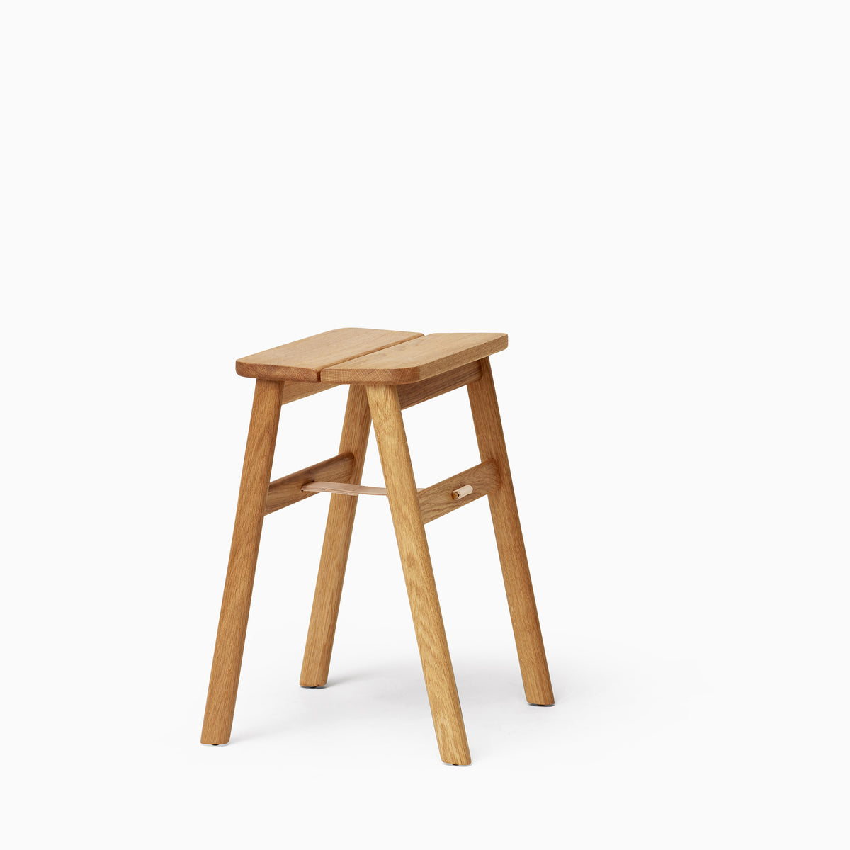Form & Refine Angle Foldable Stool - Oak – Arrival Hall