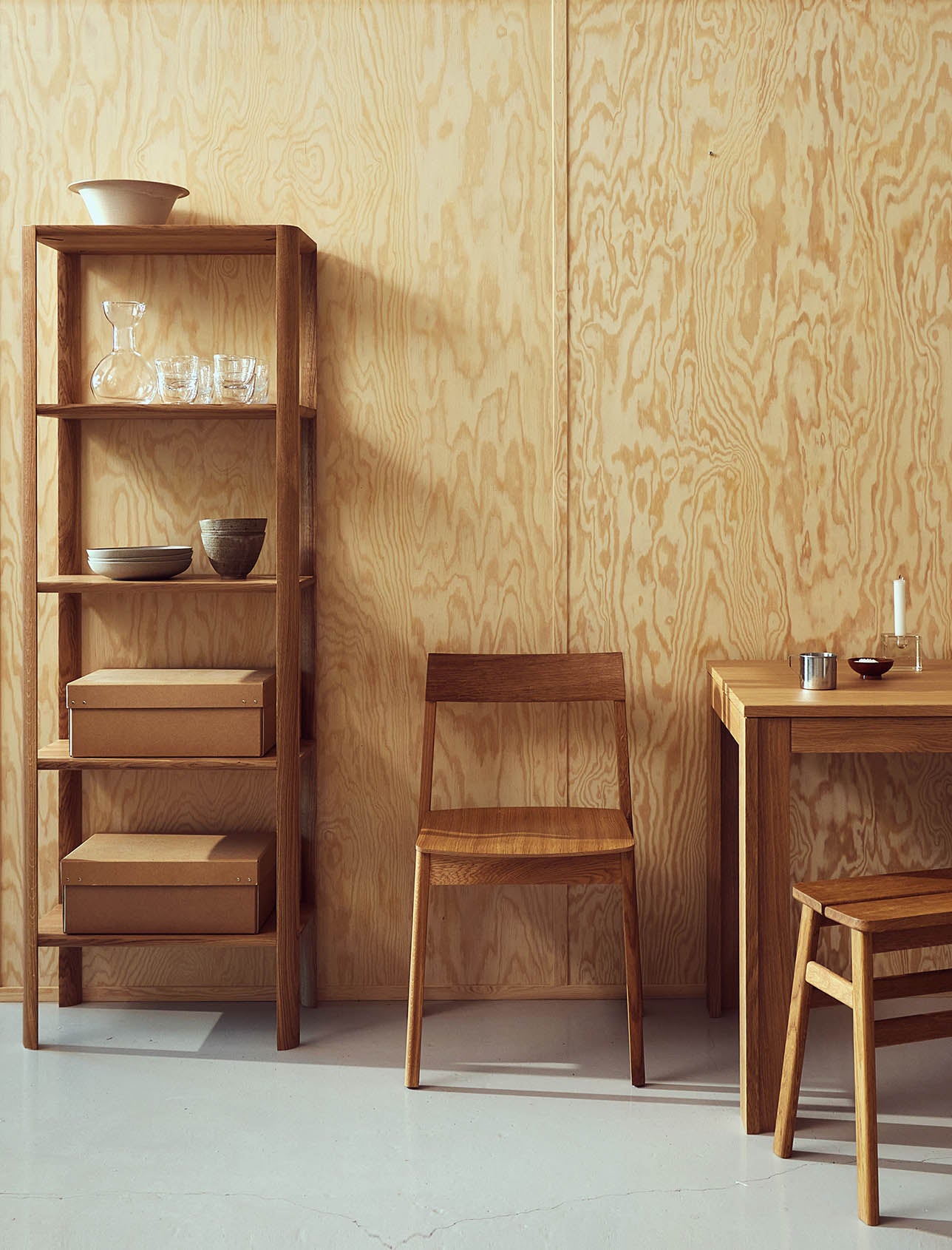 Form & Refine Lean Shelf 0.5x5m Oak