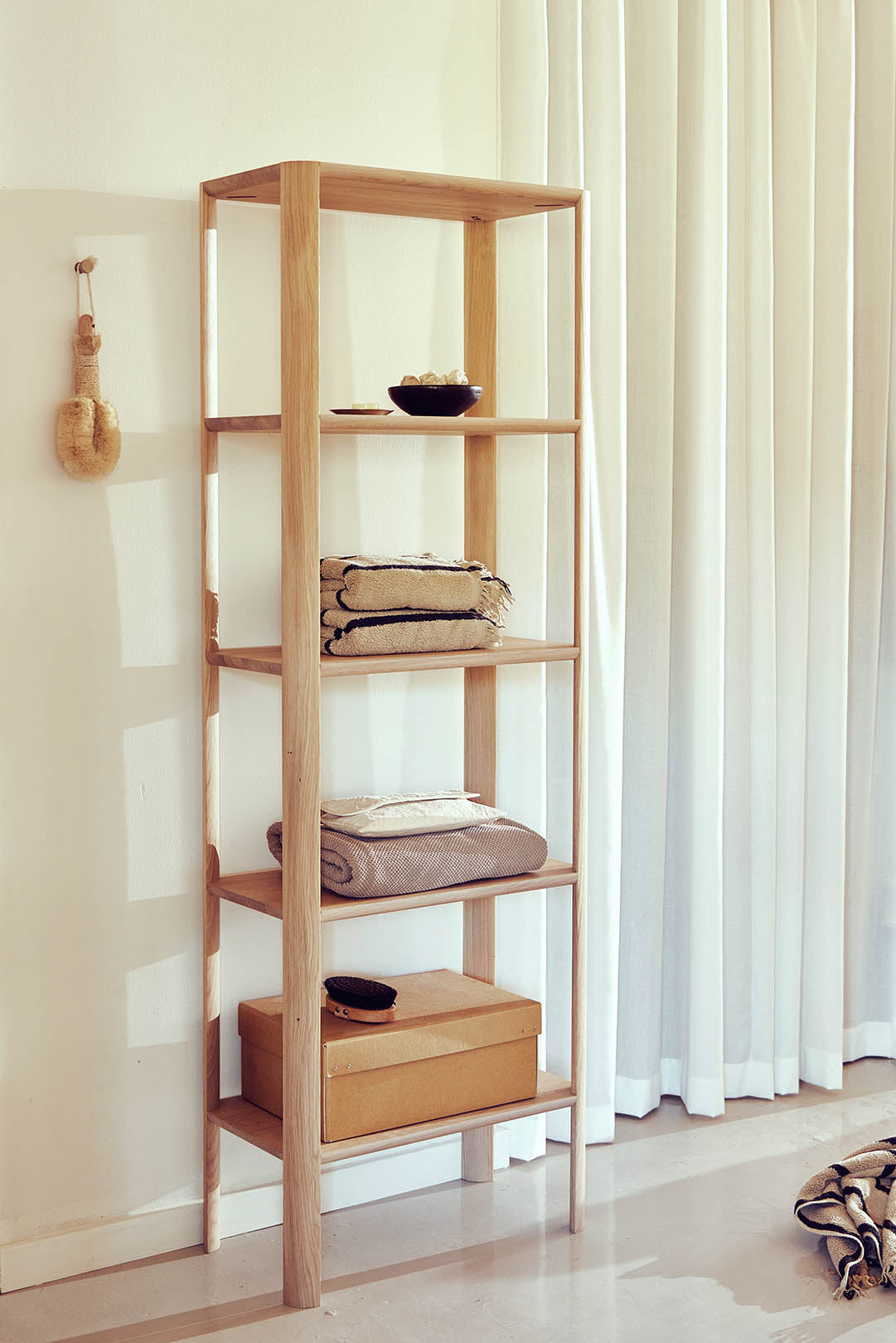 Form & Refine Lean Shelf 0.5x5m White Oak