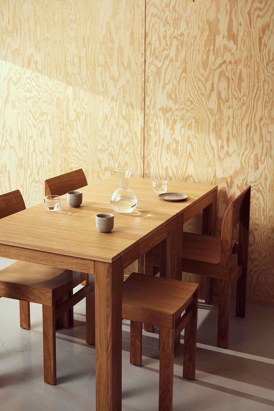 Form & Refine Sonder Stool
