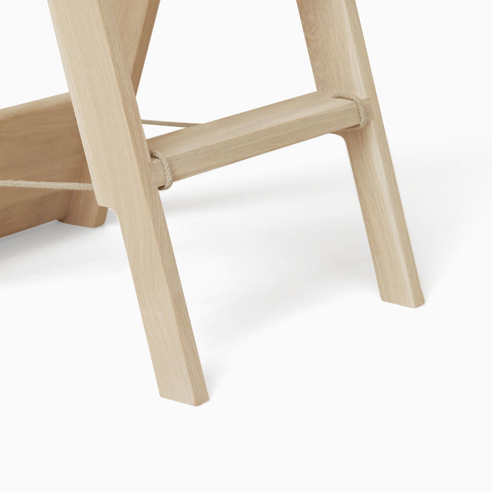 Form and Refine Step by Step Ladder White Oak