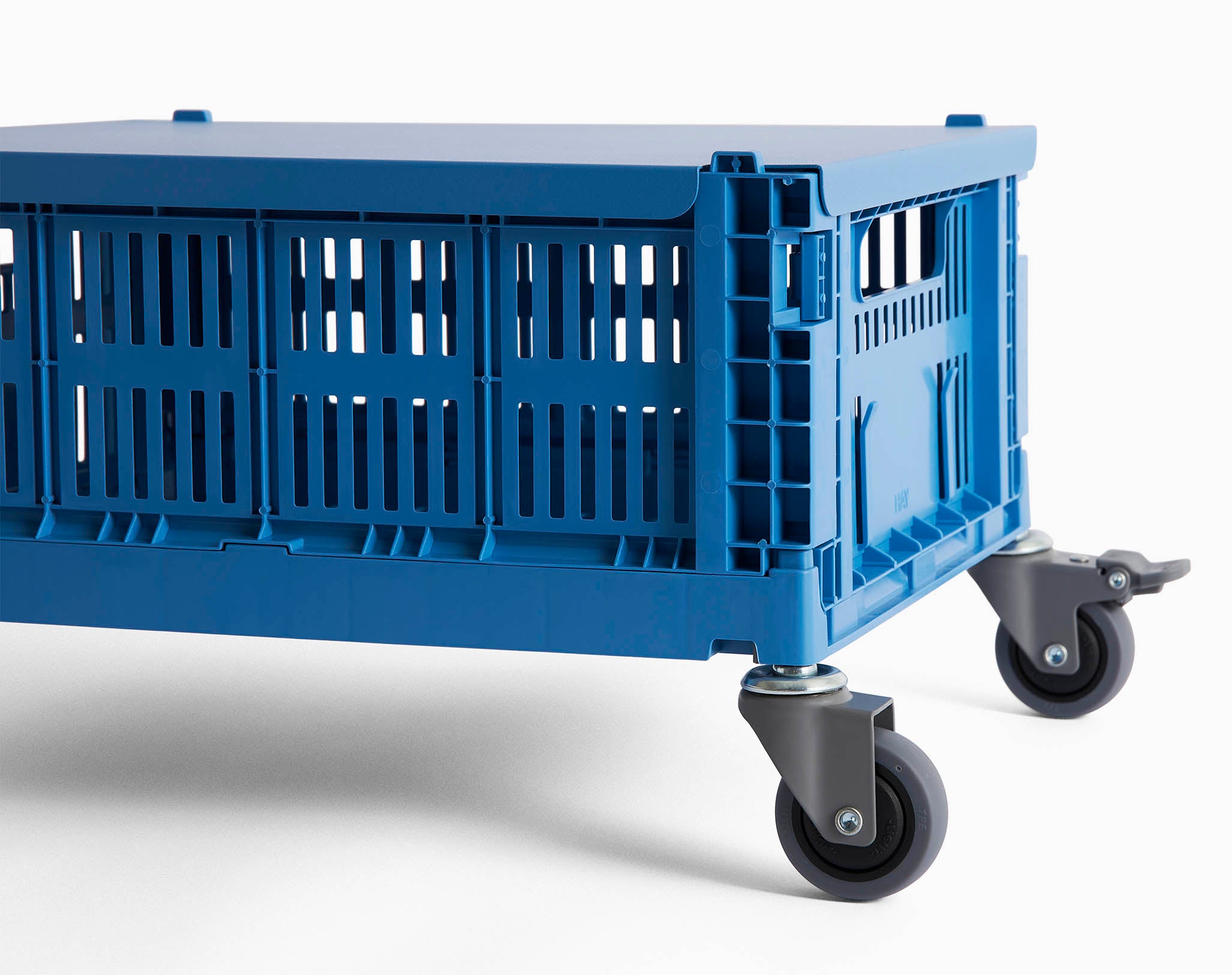 HAY Colour Crate Medium Electric Blue