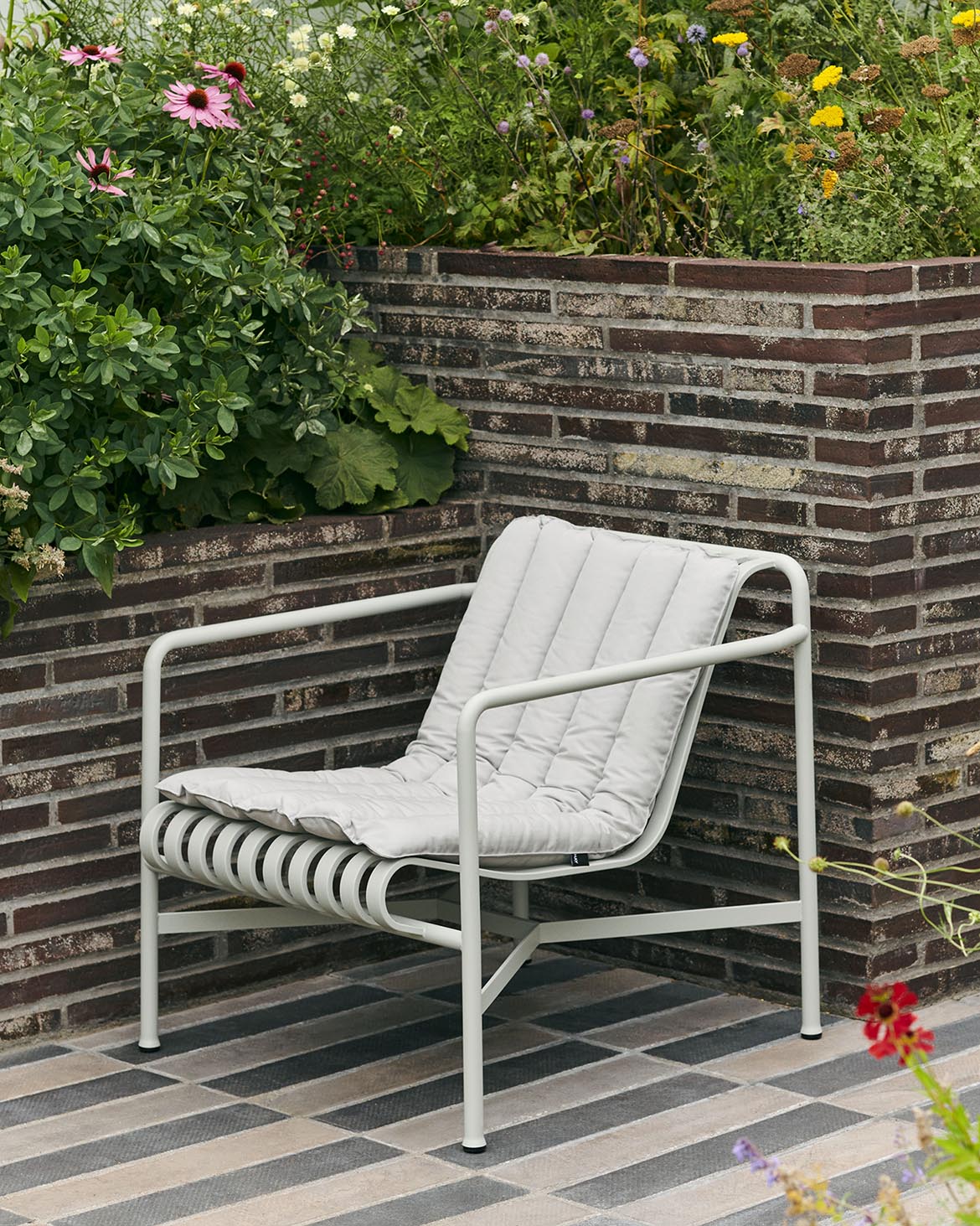 HAY Palissade Seat Cushion for Lounge Armchair Low - Soft Quilted Sky Grey