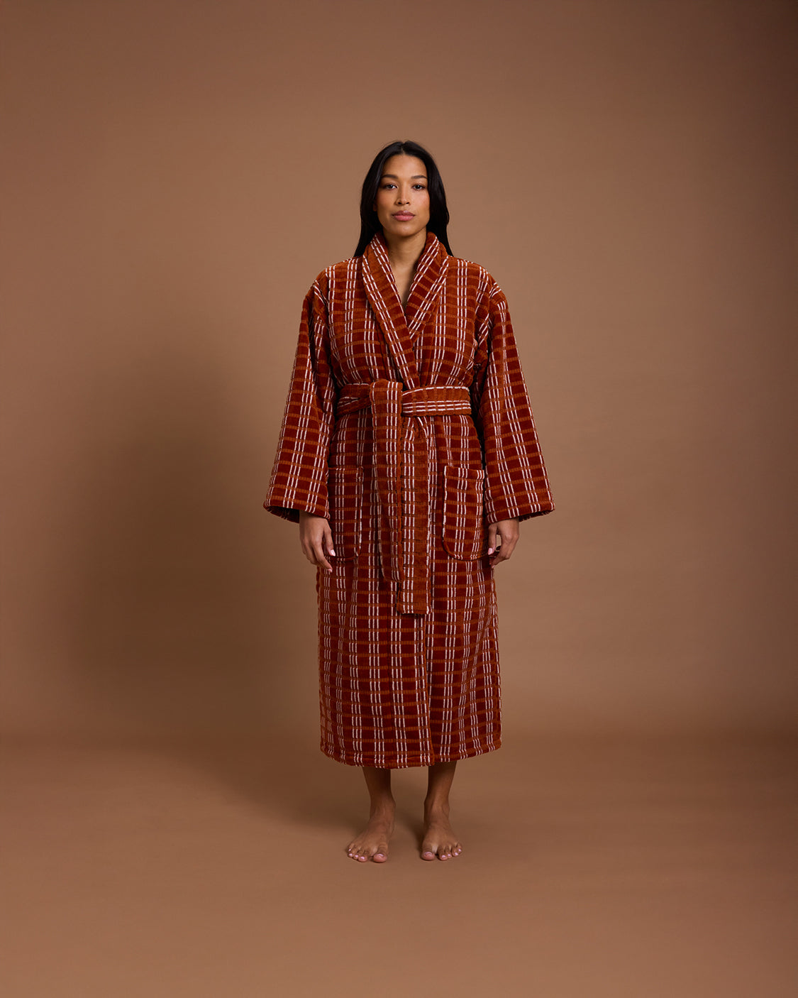https://cdn.shopify.com/s/files/1/0467/5564/3543/files/HRO-TERRACOTTA-8141LOWRES.jpg?v=1759724250