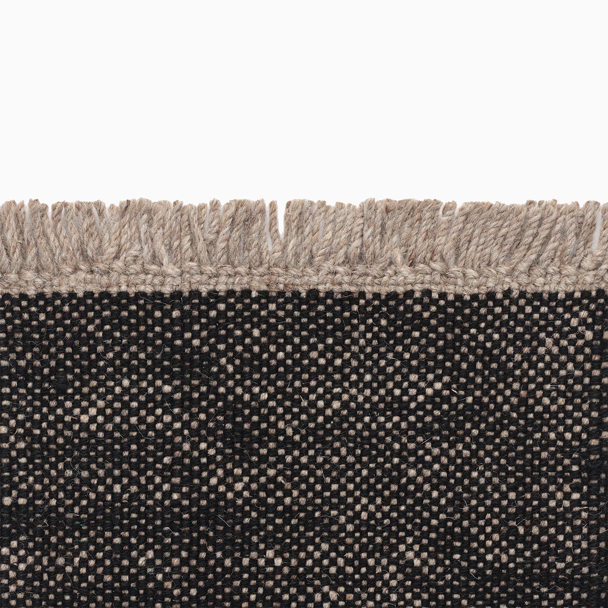 Kvadrat Yield Rug with Fringe 0191