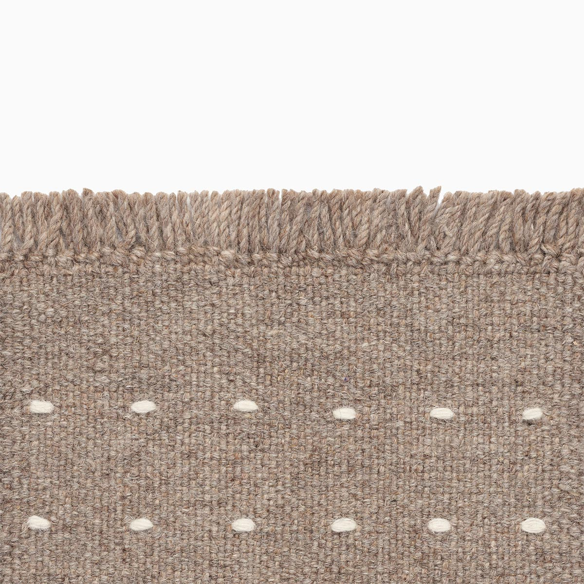 Kvadrat Yield Dot With Fringe 0255