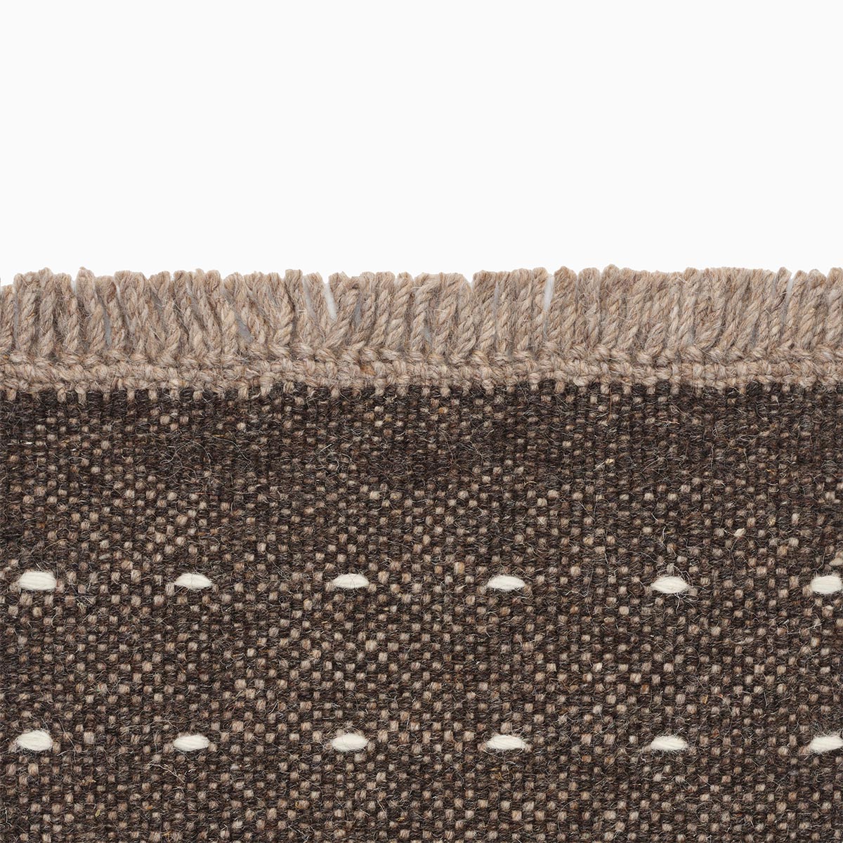 Kvadrat Yield Dot With Fringe 0295