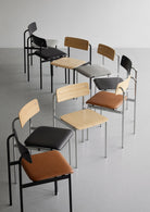 MOEBE Offset Chair