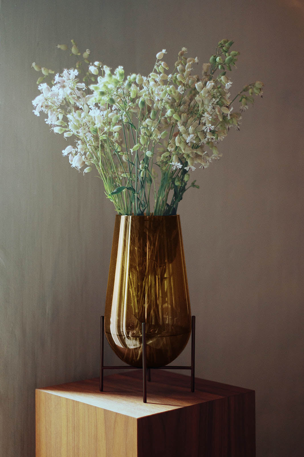 Audo Echasse Vase Bronze Brass Amber