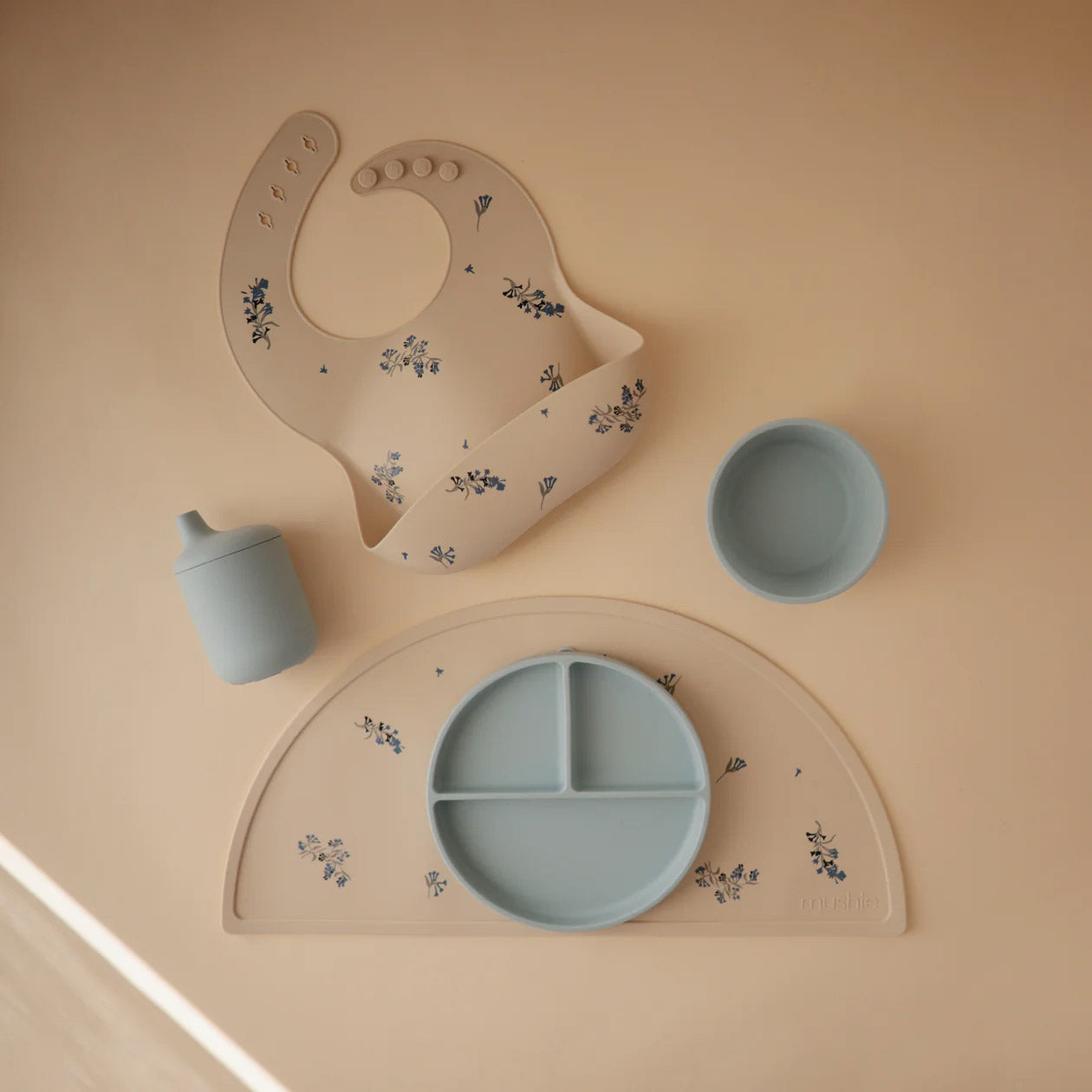 Mushie Sippy Cup Powder Blue