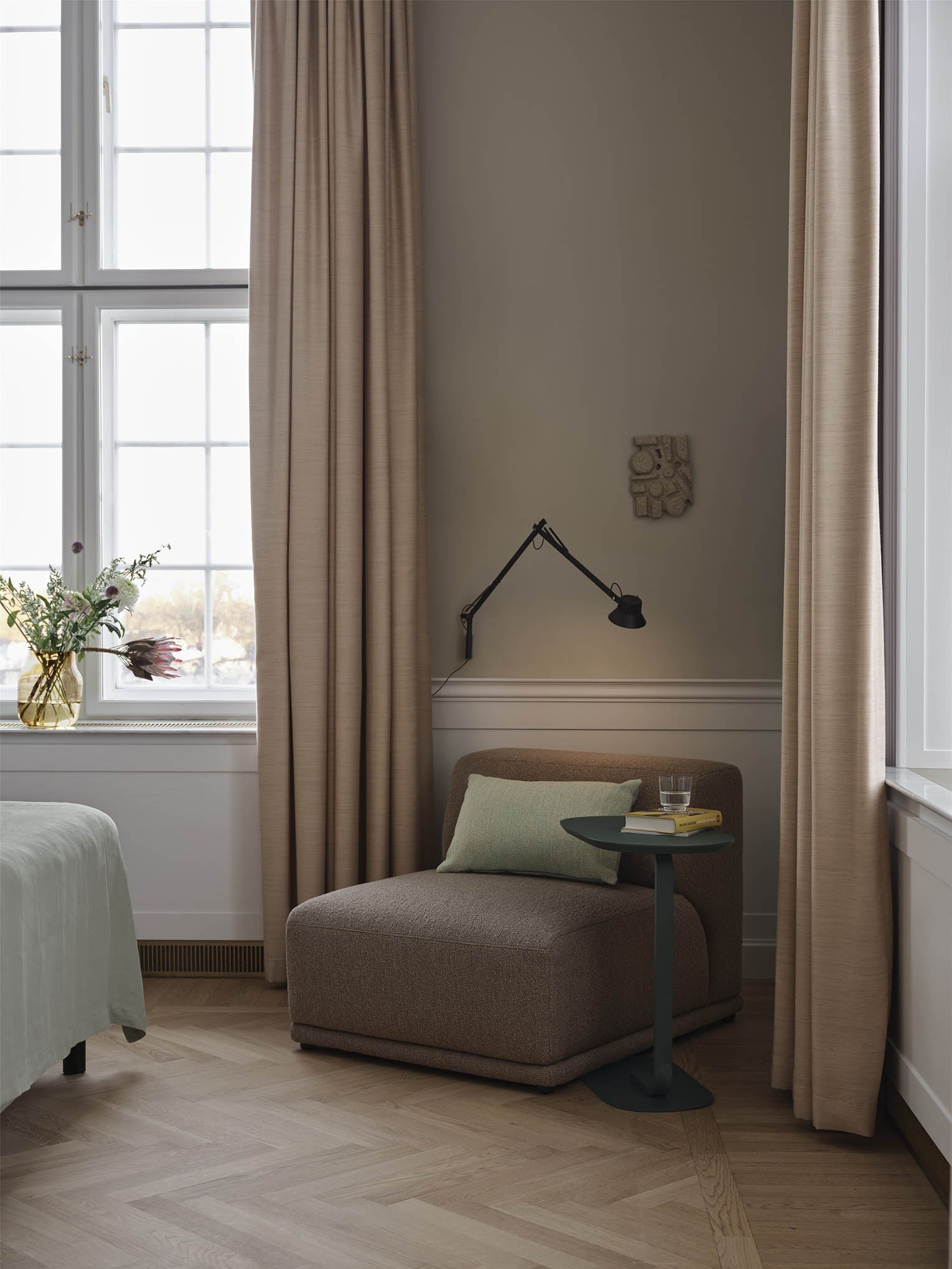 Muuto Dedicate Wall Lamp