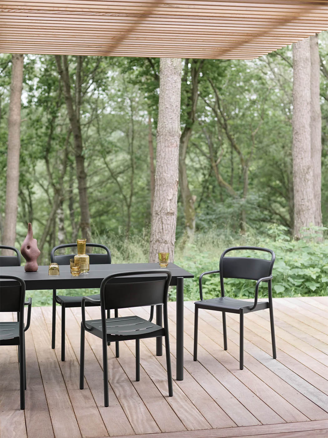 Muuto Linear Steel Armchair