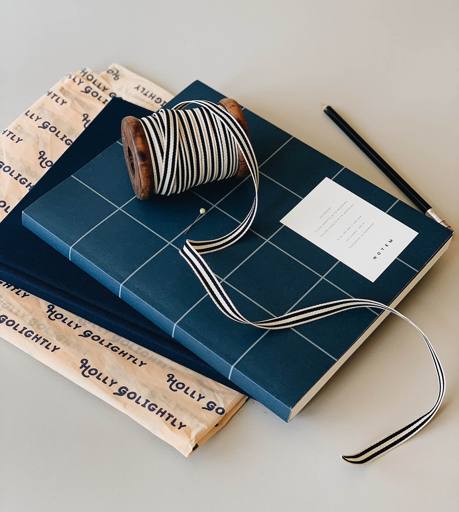 Notem UMA Flat Lay Notebook Large Dark Blue