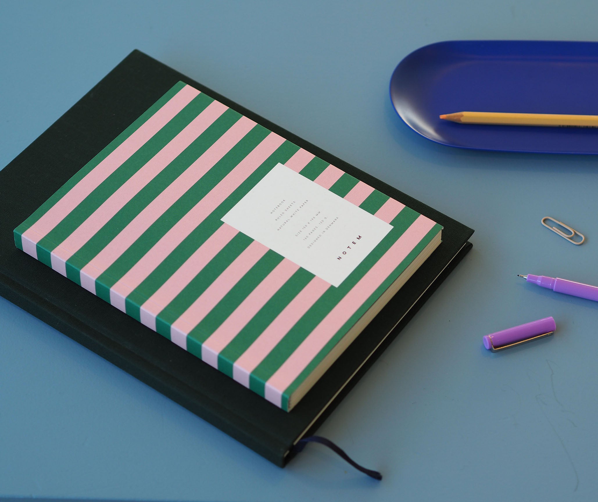 Notem UMA Flat Lay Notebook Medium Green & Rose