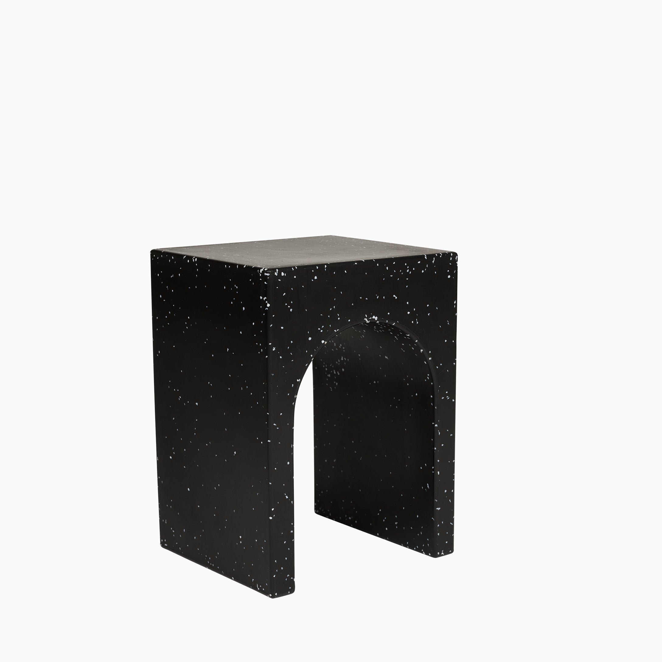 OYOY Siltaa Recylced Stool Black