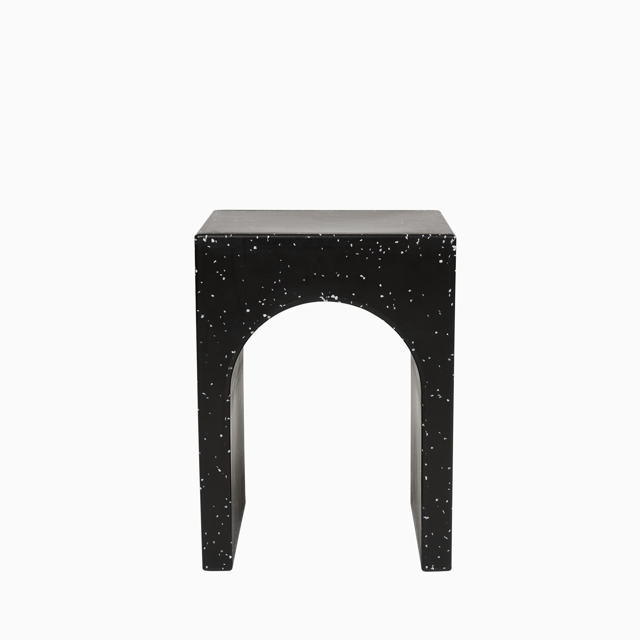 OYOY Siltaa Recylced Stool Black