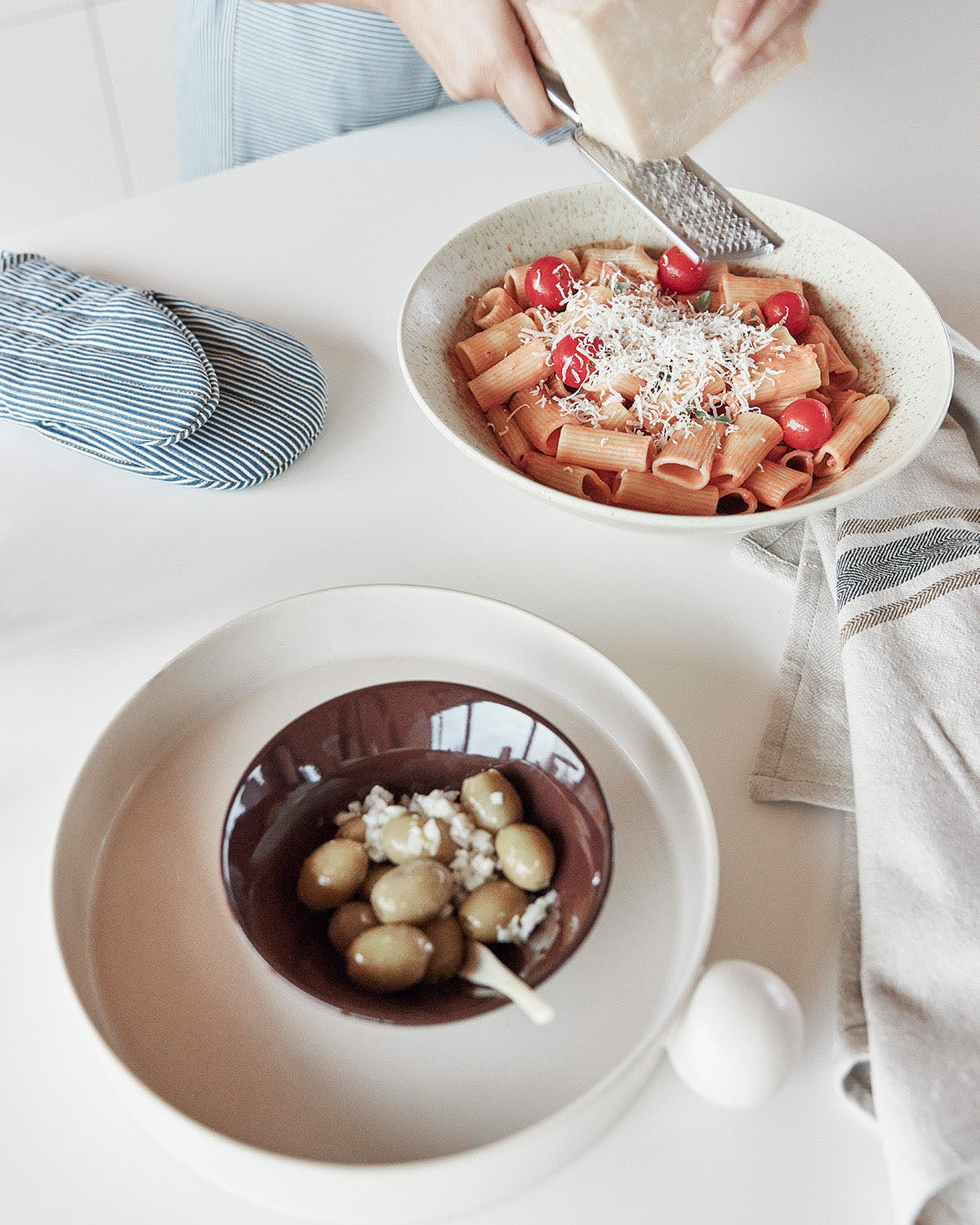 OYOY Yuka Bowl Medium - Dark Terracotta