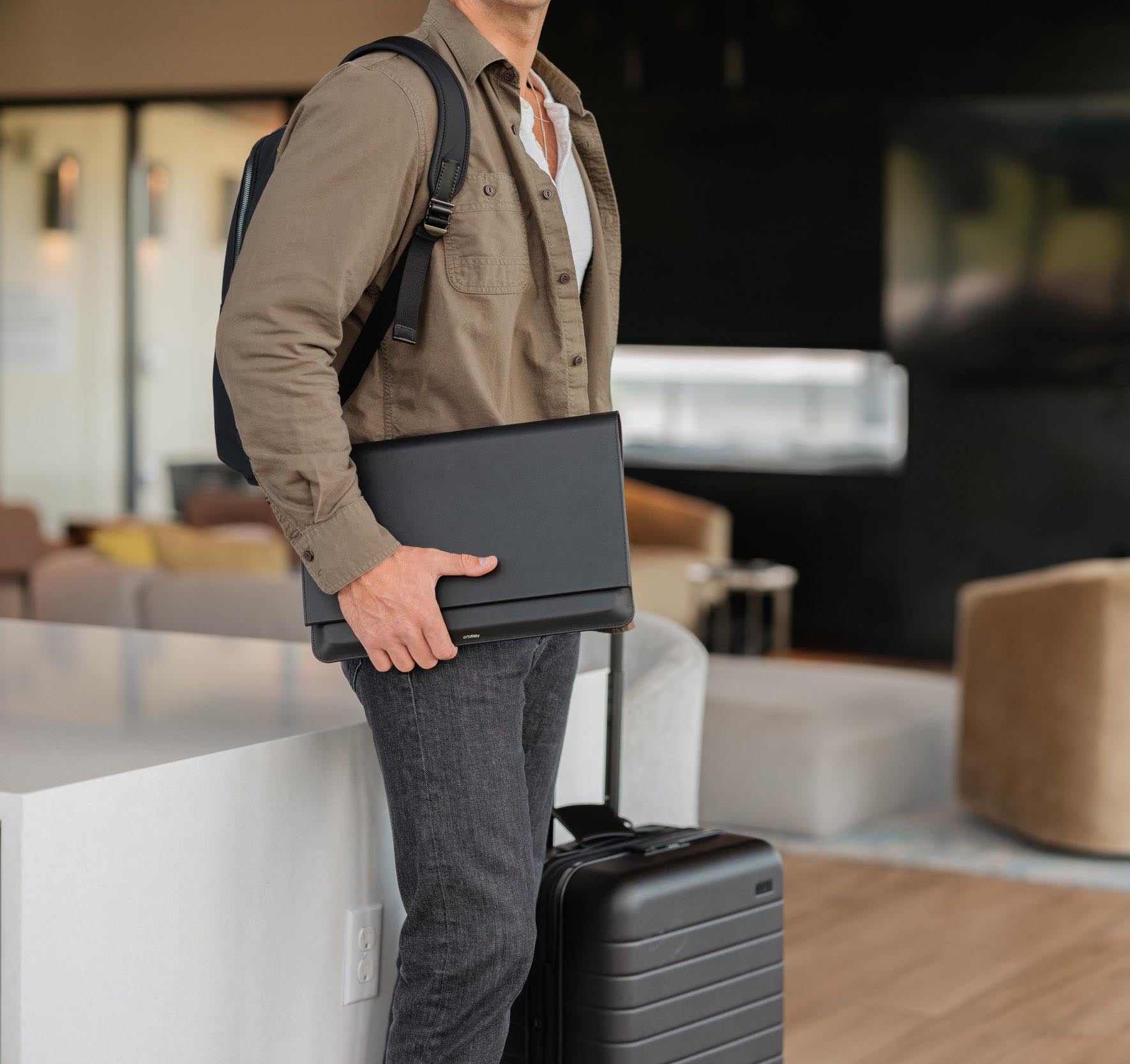 Orbitkey Hybrid Laptop Sleeve - Black – Arrival Hall
