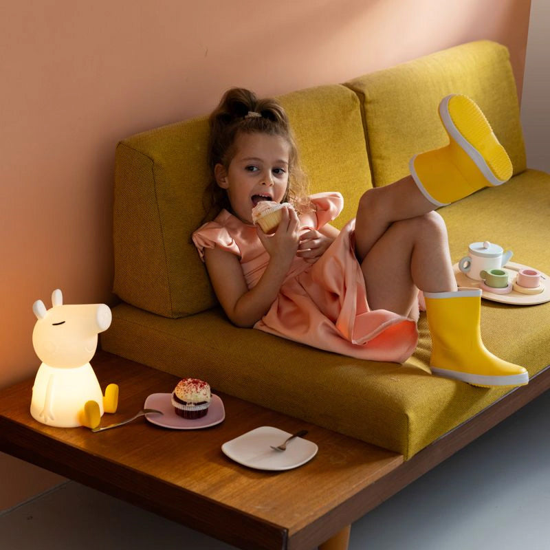 Mr. Maria Peppa Pig First Light
