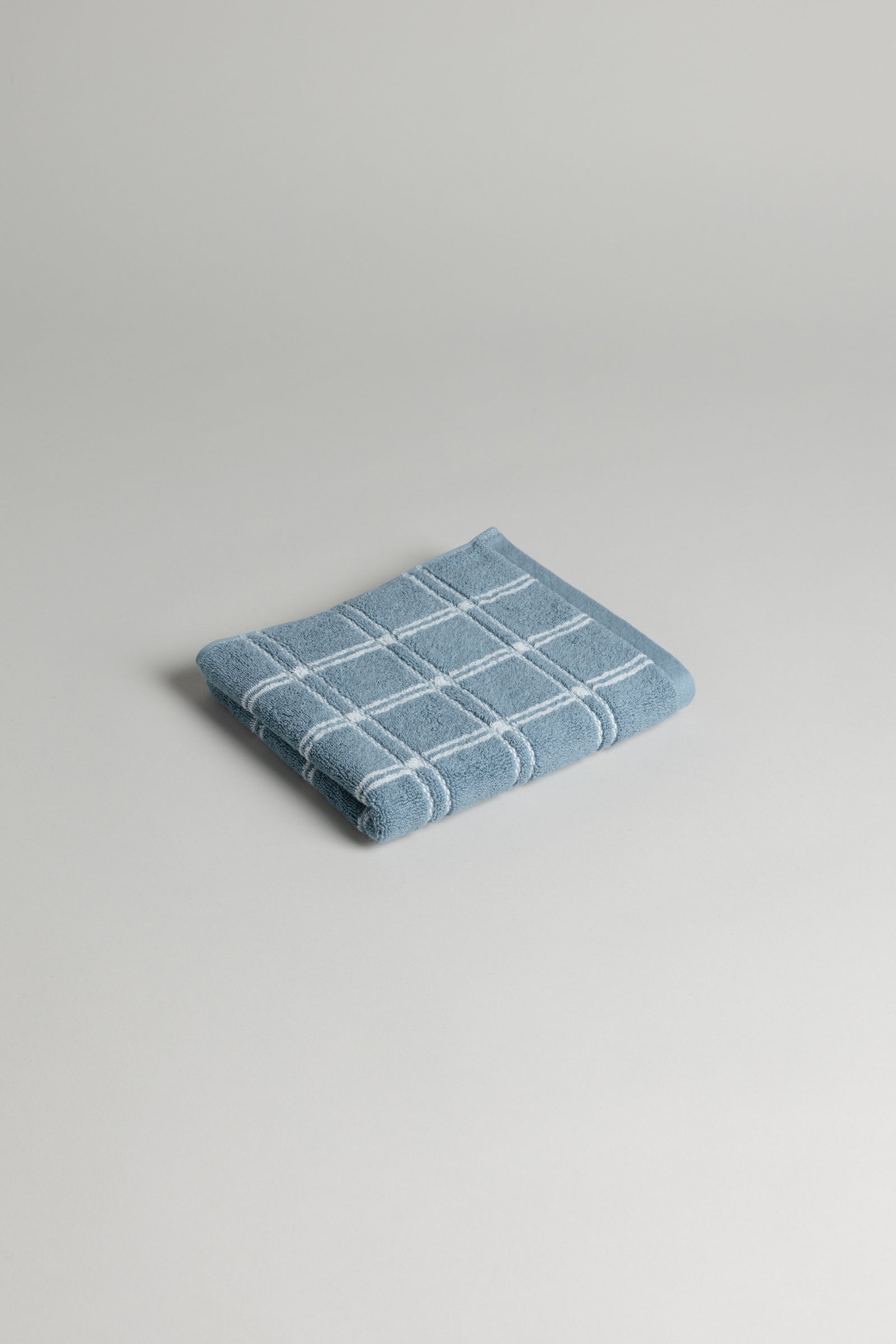 https://cdn.shopify.com/s/files/1/0276/6897/1573/files/Single_Ness_Hand_Towel_Celeste_Chalk.jpg?v=1771985047