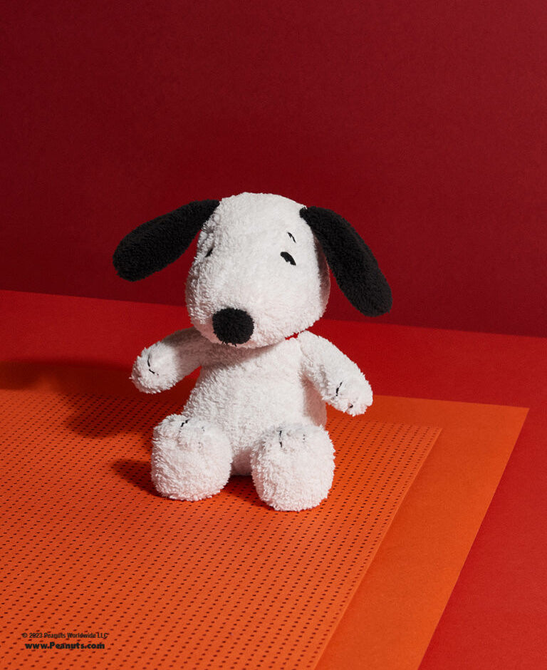 Peanuts Snoopy Sitting Terry Cream 17cm