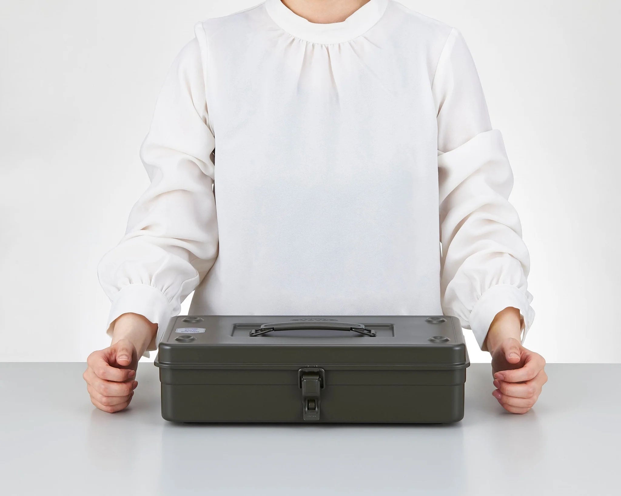 Toyo Steel Trunk Shape Toolbox T-350