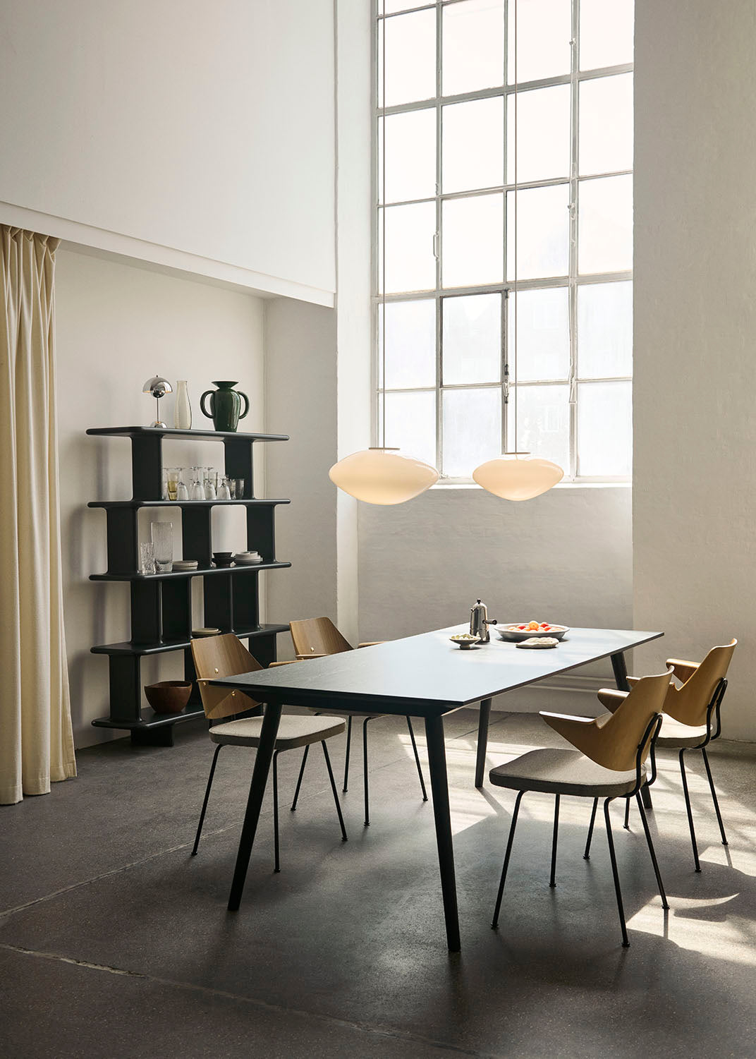 &Tradition Archivo JH45 Black Grey