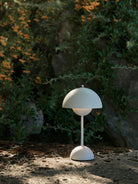 &Tradition Flowerpot Lamp Portable Matt White
