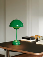 &Tradition Flowerpot Lamp Portable Signal Green