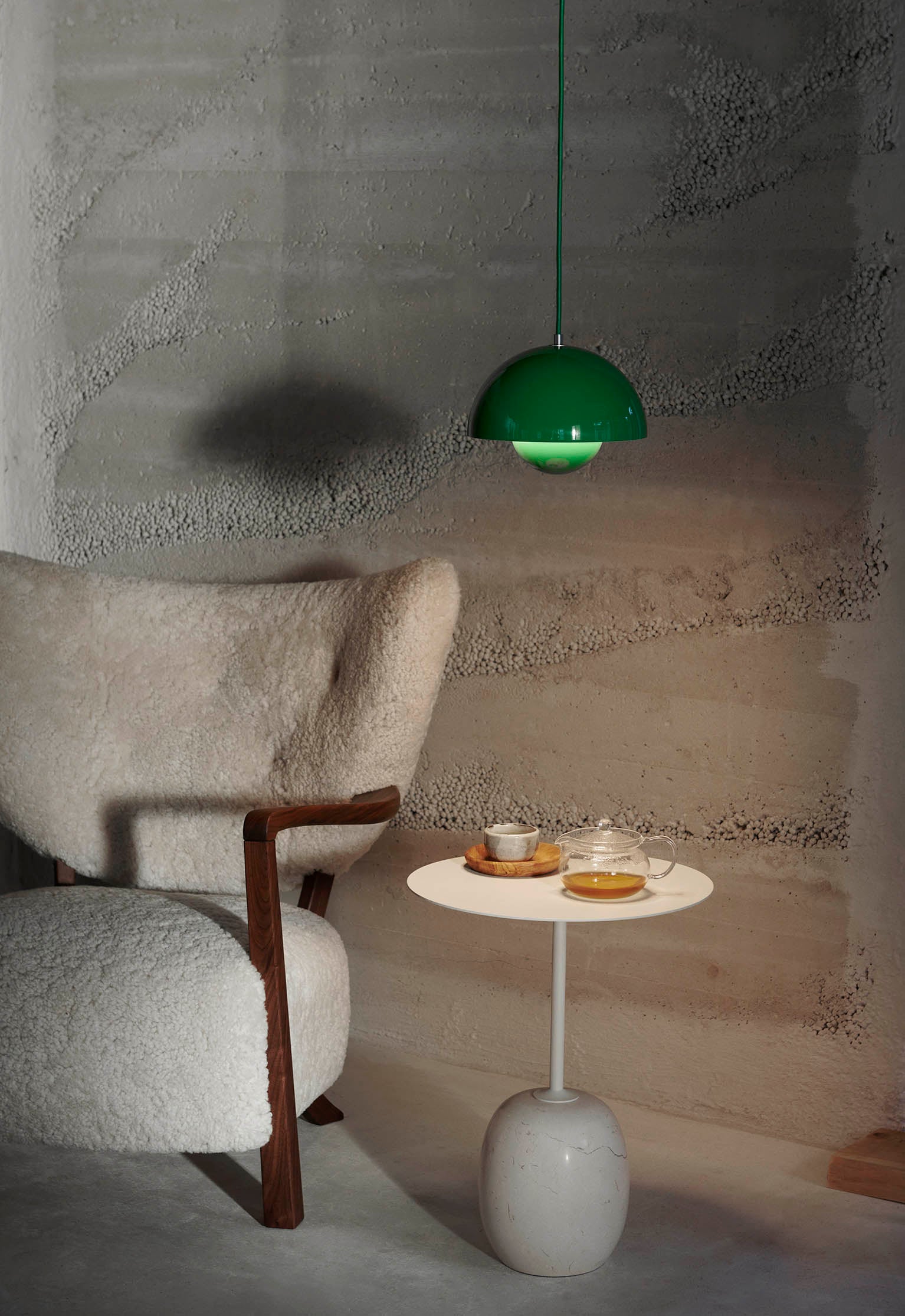 &Tradition Flowerpot Pendant VP1 Signal Green