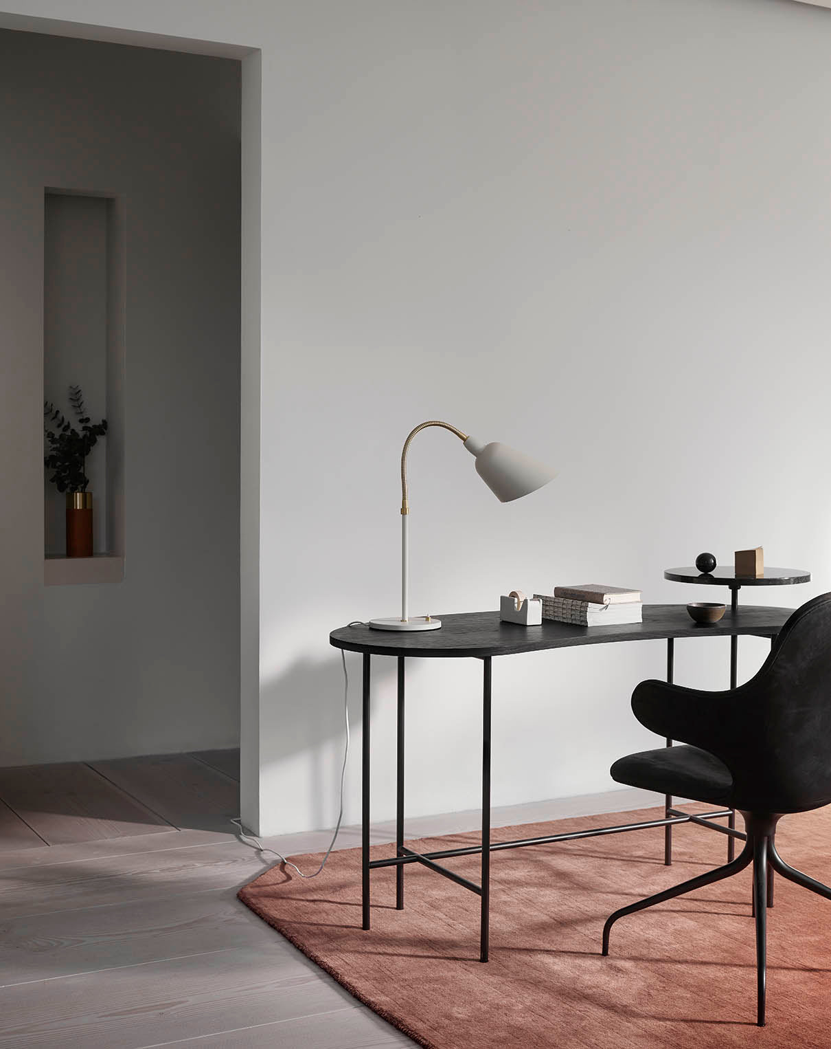 &Tradition Palette Desk JH9