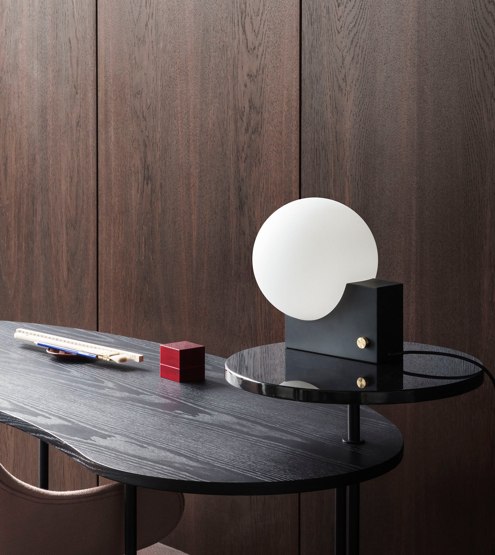 &Tradition Palette Desk JH9