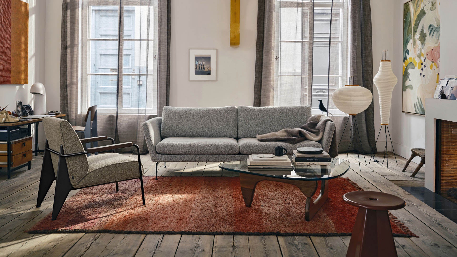 Vitra Noguchi Coffee Table Walnut