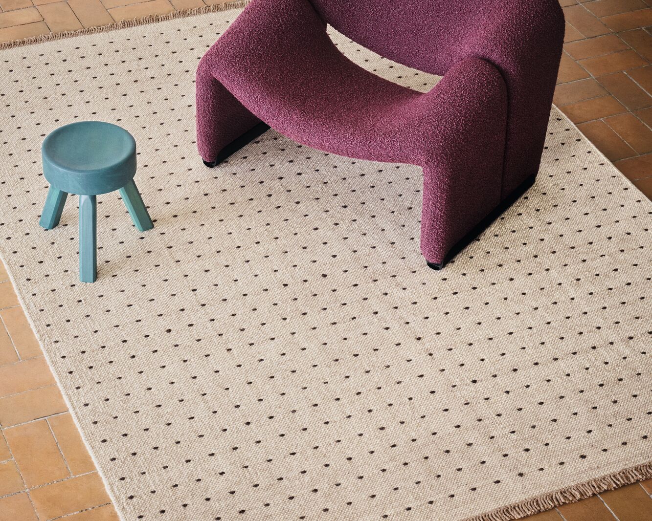 Kvadrat Yield Dot Rug