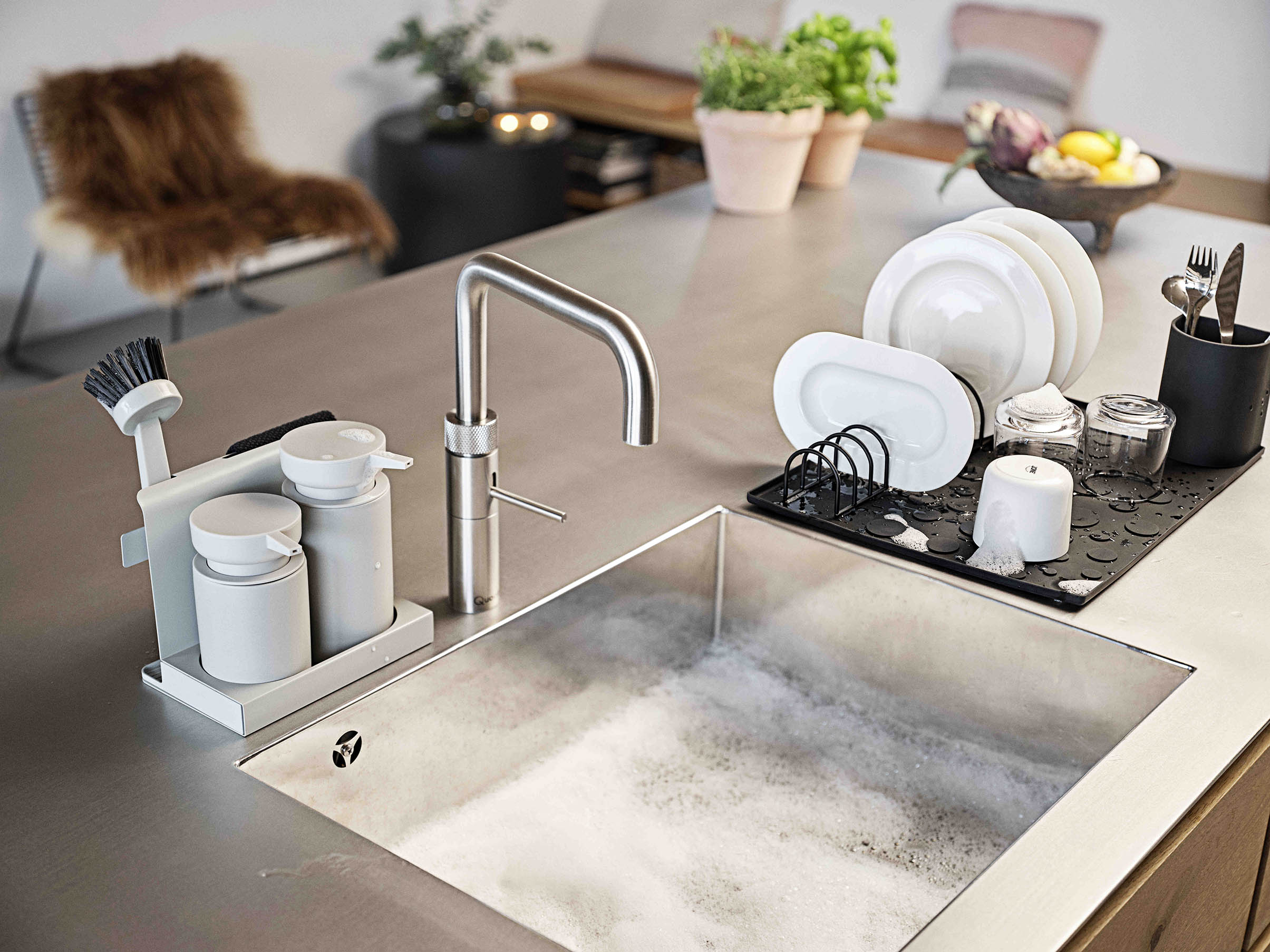 Zone Diish Dishwashing Set - Warm Grey