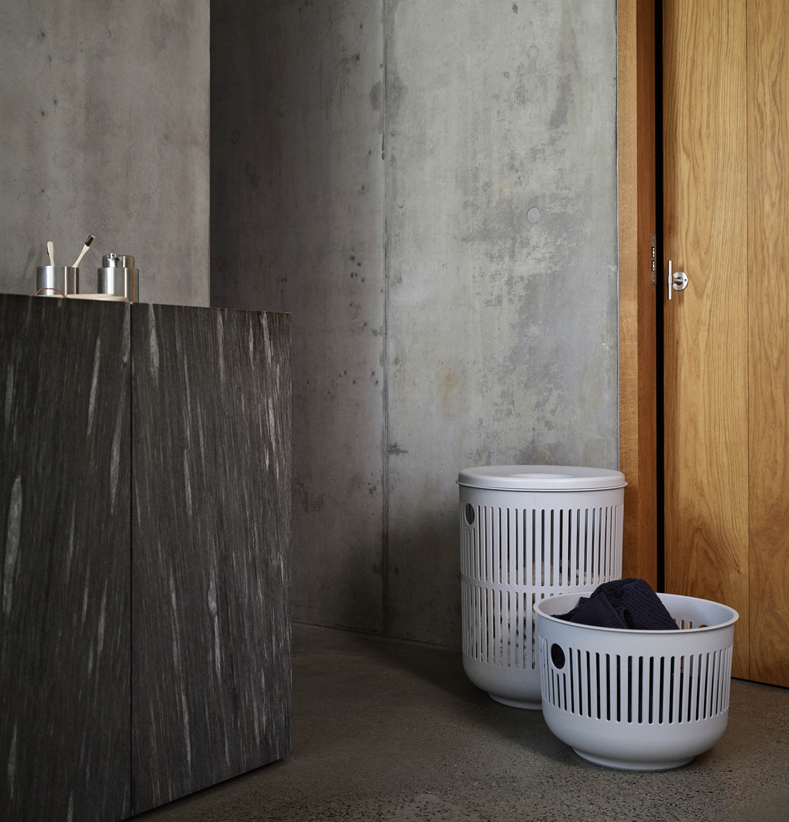 Zone Ume Laundry Basket with Lid 60L - Soft Grey
