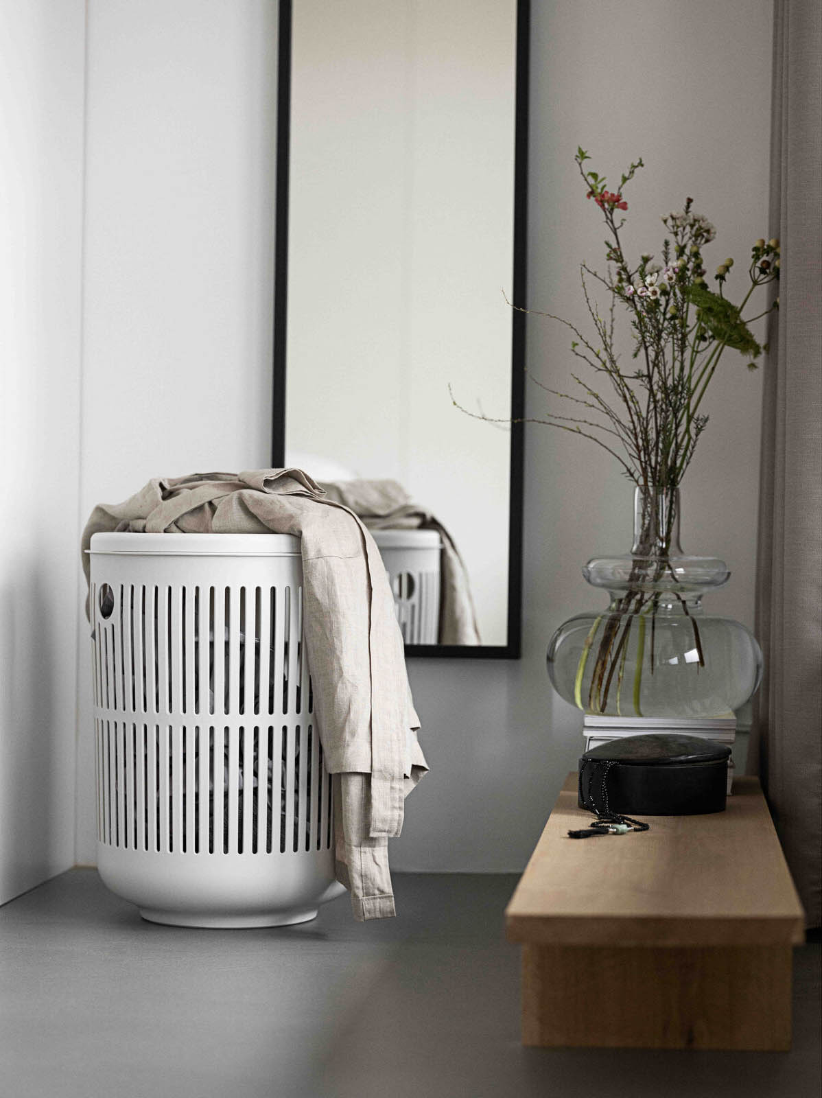 Zone Ume Laundry Basket with Lid 60L - White